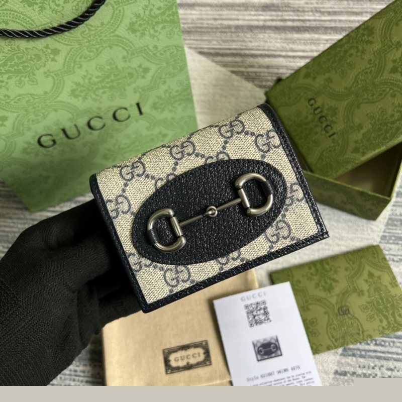 G*u*i wallets & purse
